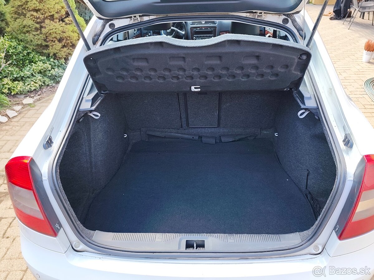 Škoda Octavia 2.0 TDI Elegance - 7