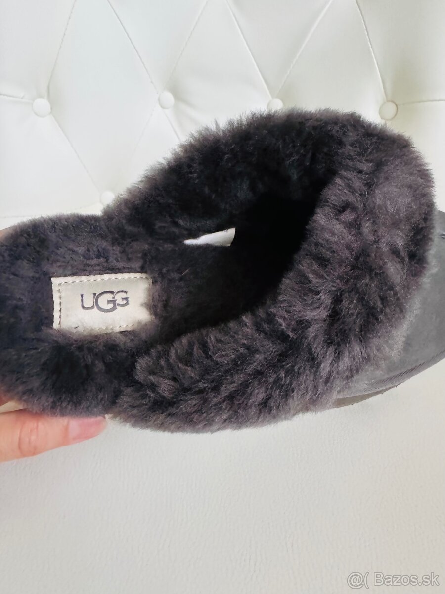 Papuce /slapky cizmy UGG s kozusinou na platforme - 7