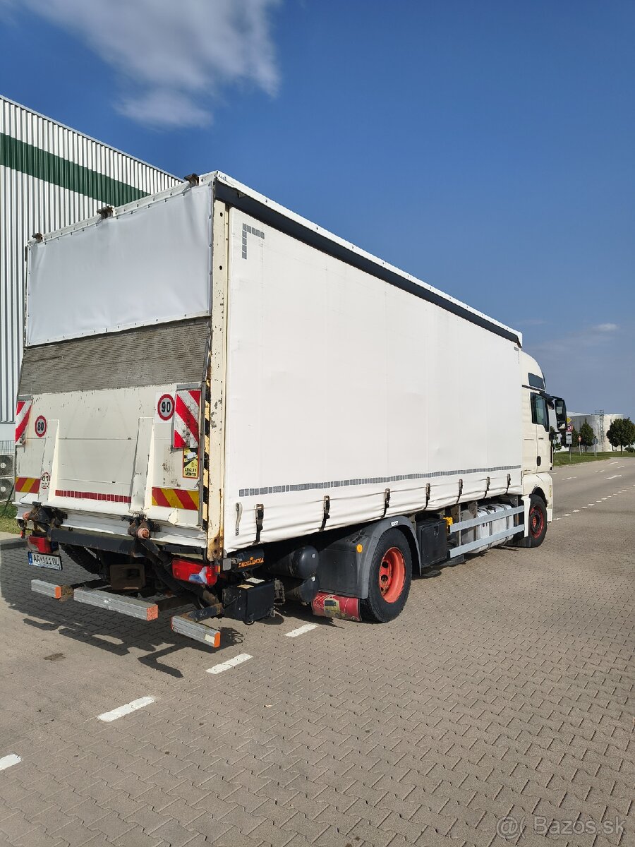 MAN TGX 18.440 + hydraulické čelo - 7