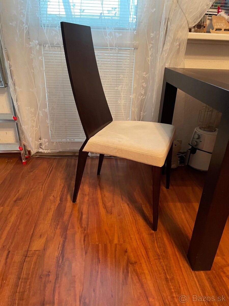 Jedálenská zostava. - 7