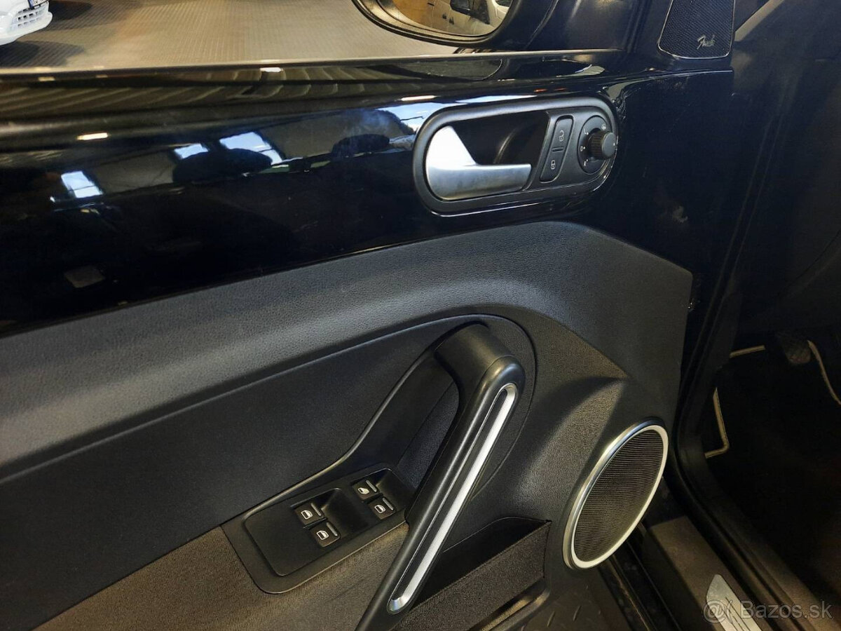 Volkswagen Beetle Cabrio 1.6 TDI Design - 7