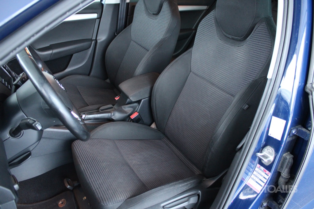 Škoda Octavia Combi 2,0 TDi 110 kW STYLE - 7