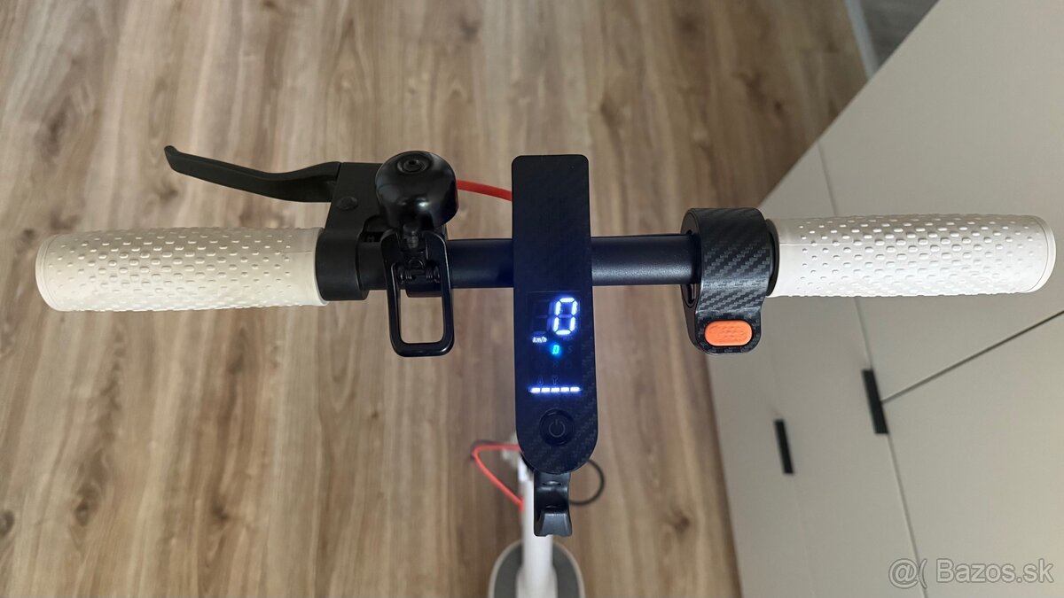 Xiaomi Mi Electric Scooter 3 - 7