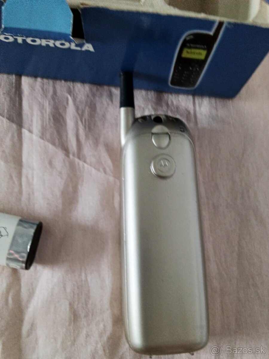 STARA MOTOROLA NA DIELY - 7