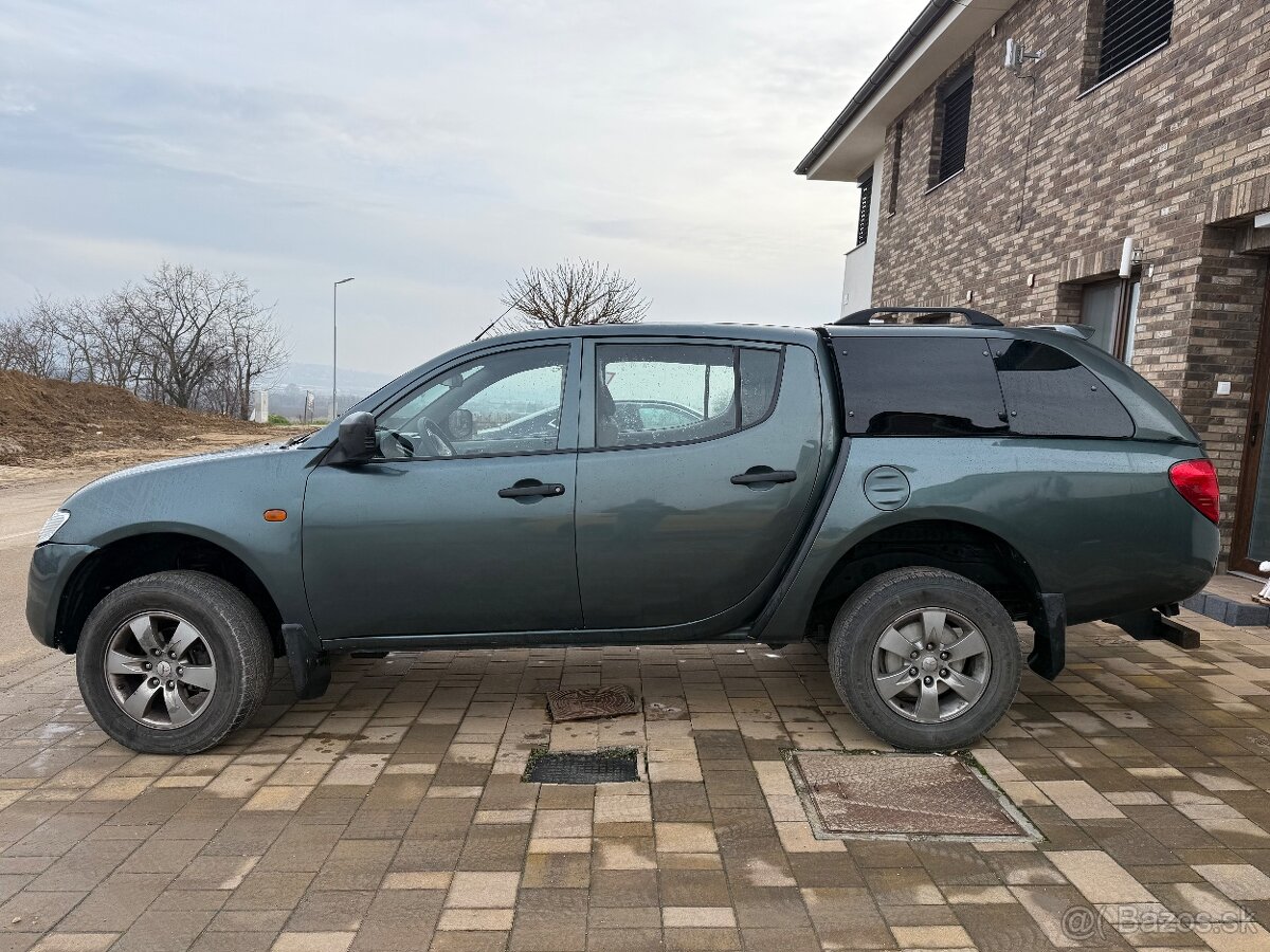 MITSUBISHI L200 2.5D 2009 4X4 + FUNKČNÁ UZÁVIERKA - 7