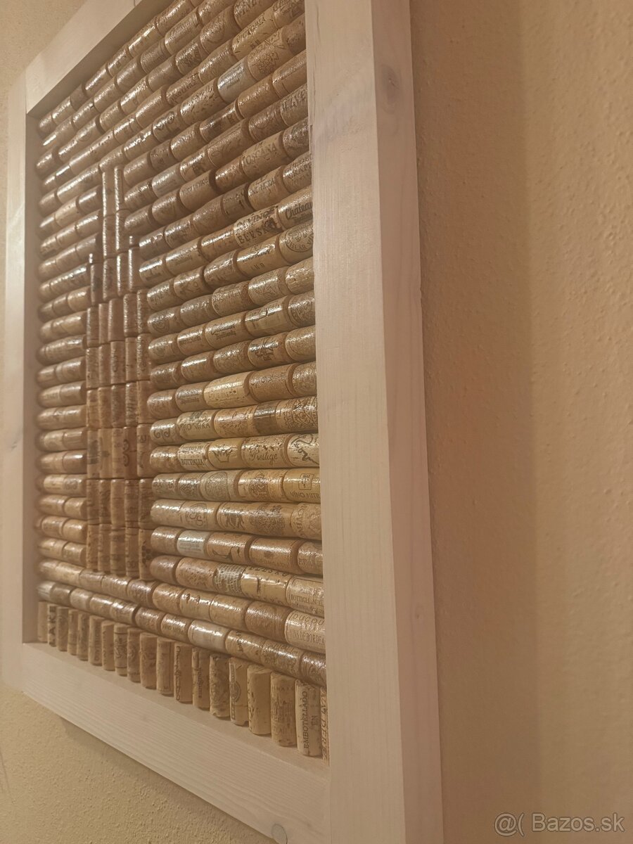 držiaky a košíky na fľaše, vinotéky, obraz z korkov - 7