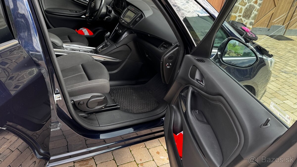 Opel Zafira 2,0 CDI 125kw 6/AT 7miest - 7