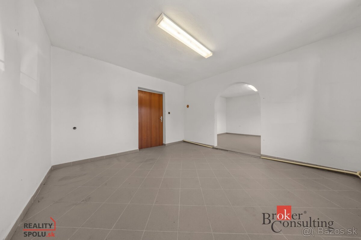 Na predaj priestranný bezbariérový rodinný dom v Budmericiac - 7