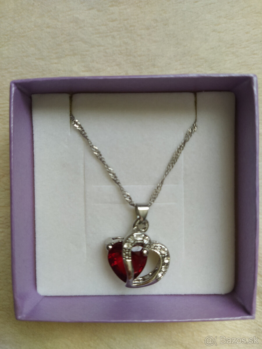 NOVÉ rôzne náušnice a vlasové doplnky (osobný odber) - 7