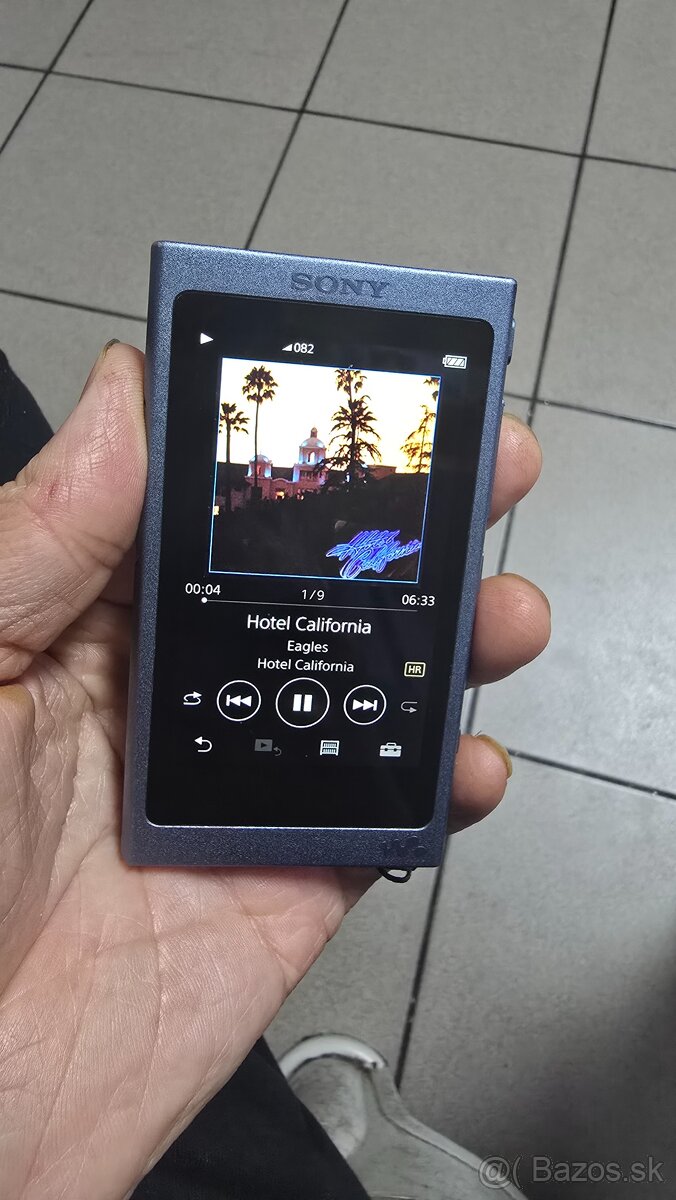 Hudobný prehrávač Sony - 7