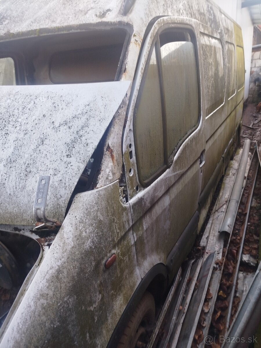 Renault master 2.8dti - 7