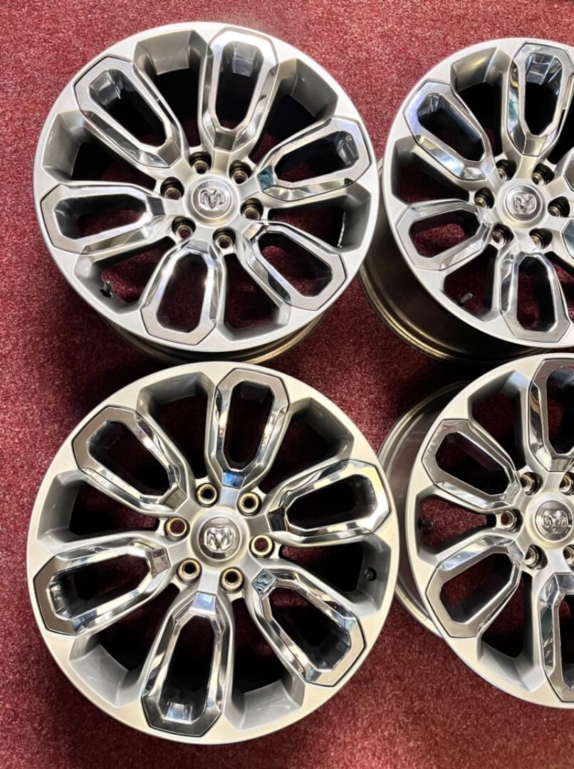 6x139.7 R20 Originál Dodge RAM 5.Generace - TOP STAV - 7