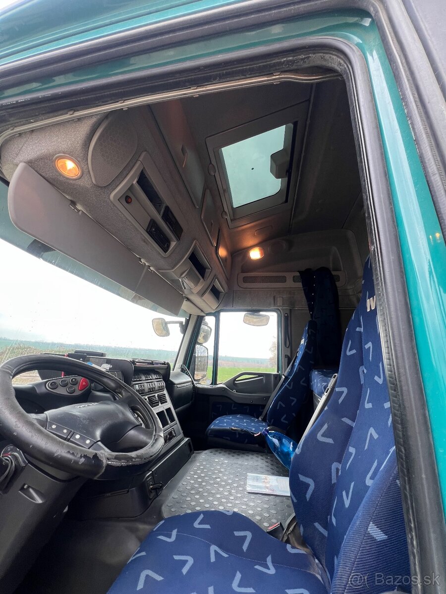 Tahač Iveco 420 + naves - 7