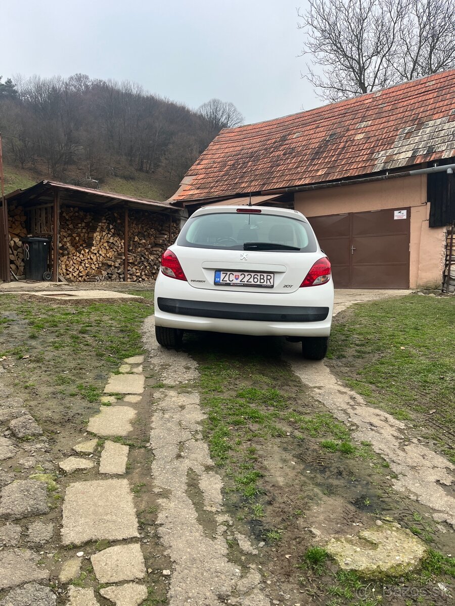 Peugeot 207 - 7