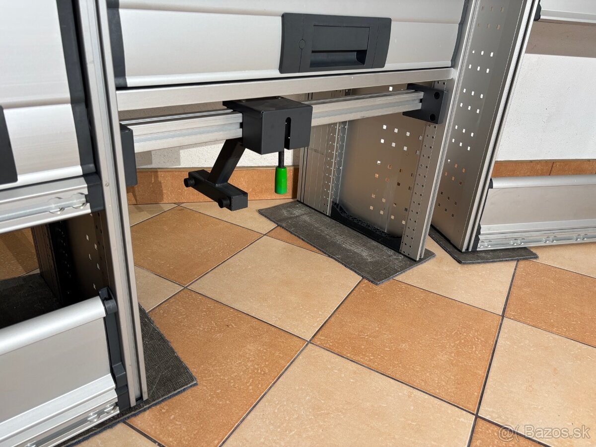 BOTT Regále do úžitkových vozidiel Trafic Custom T6 - 7