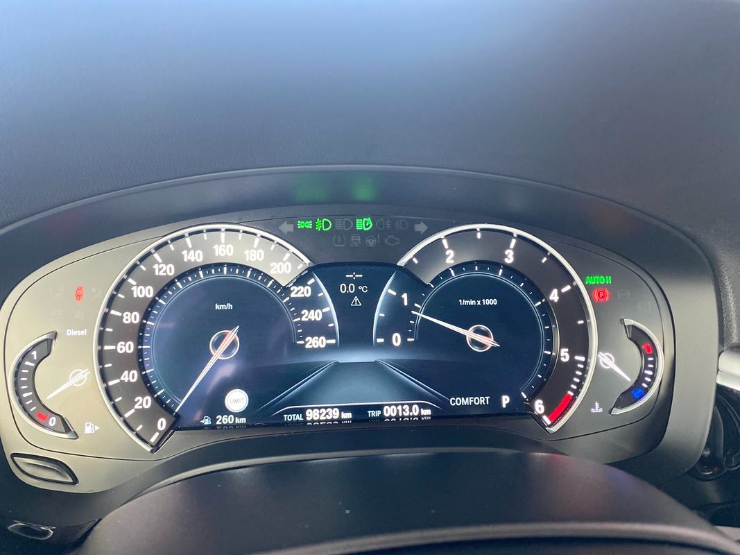 BMW 520D xDrive 140kW Touring AT/8 - 7