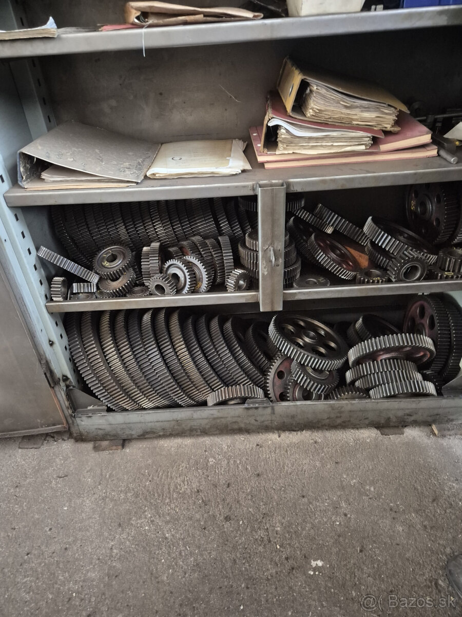 Frezka odvalovaci FO 16 - 7