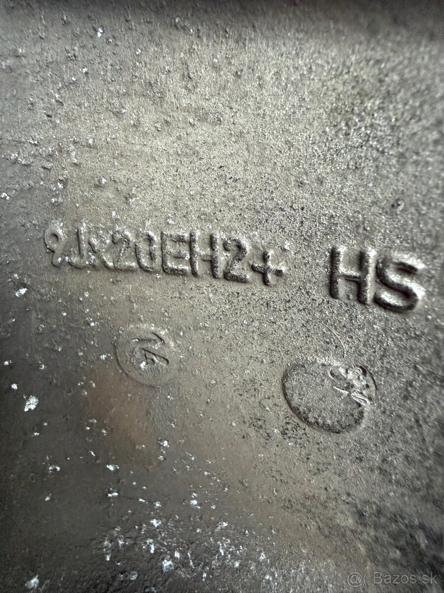 Zimné pneumatiky 295/40 r20 - 7