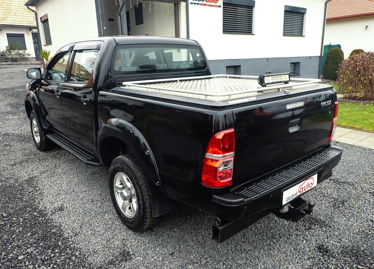 TOYOTA HILUX 2.5 D-4D 4x4 2014 - 173tis km- LED, ŤAŽNE, STK - 7