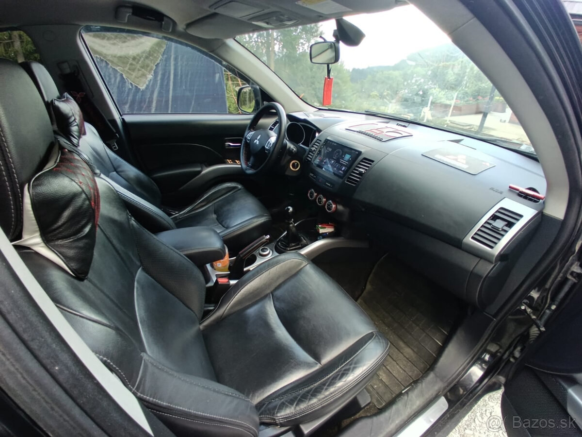 Mitsubishi Outlander 2 - 7