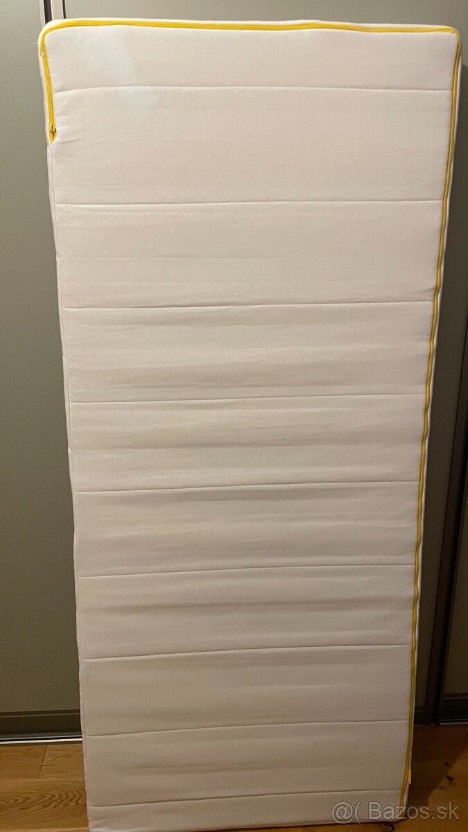 Posteľ s roštom a matracom - 7