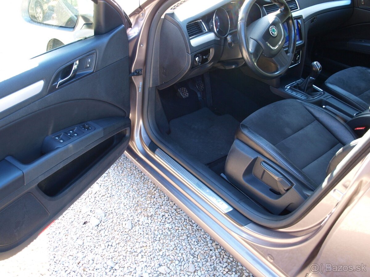 Škoda Superb Combi 1.8 TSI Comfort - 7