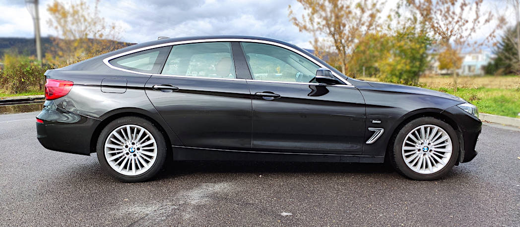BMW 3 GT 320d xDrive Luxury Line - 7