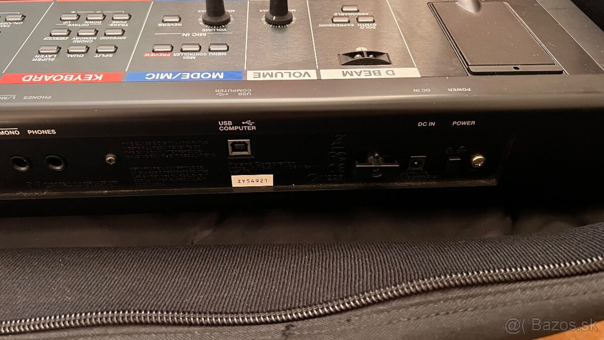 Roland Juno Di - 7