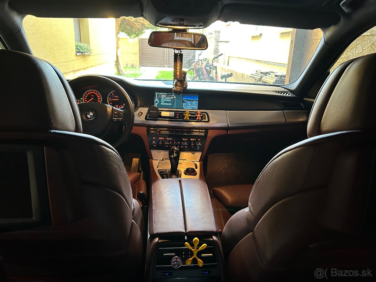 BMW 740xd - 7