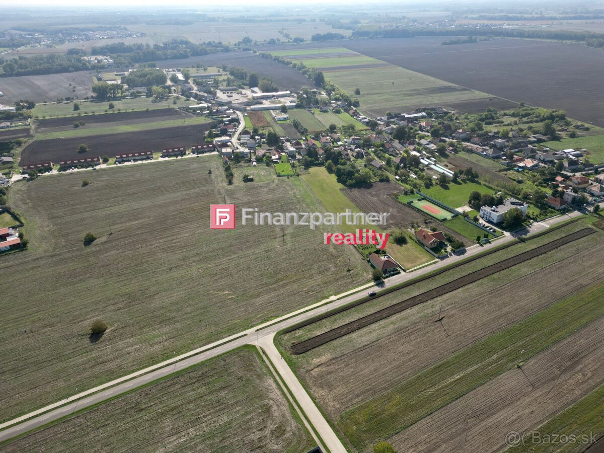 Na predaj stavebný pozemok o rozlohe 2924 m² - 7