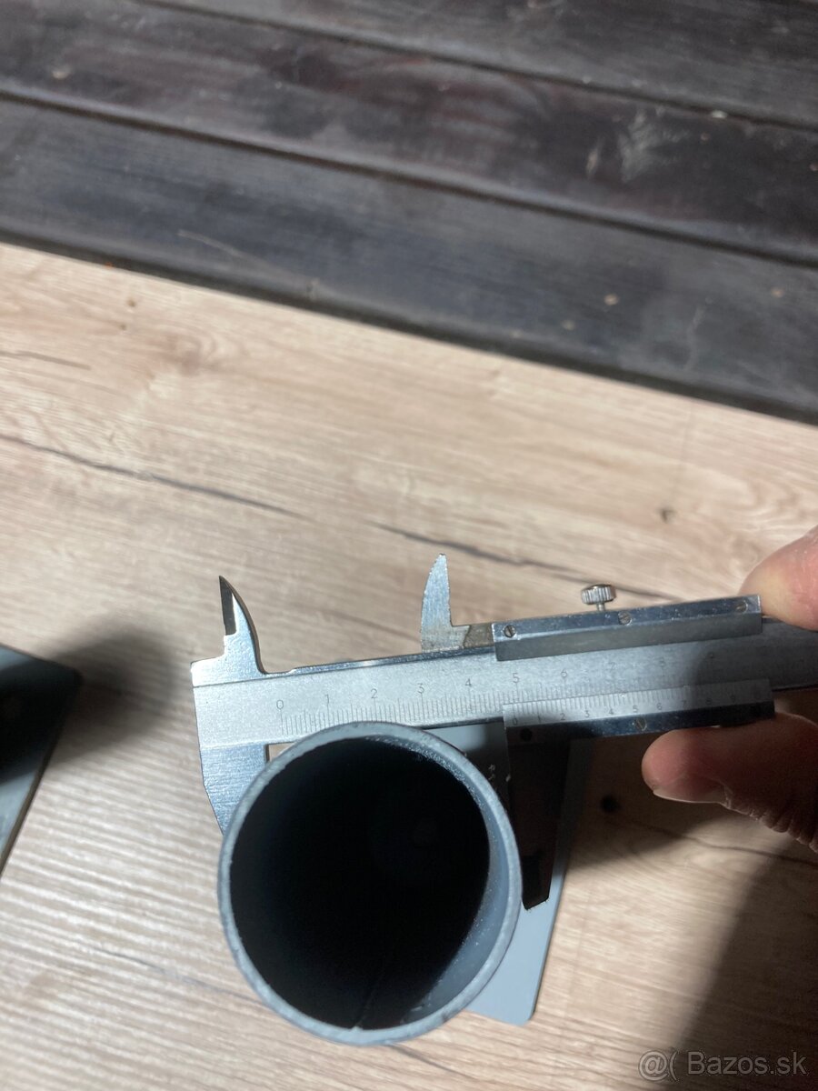 Nátrubok s platňou - jednoduchá montáž stĺpikov - 7