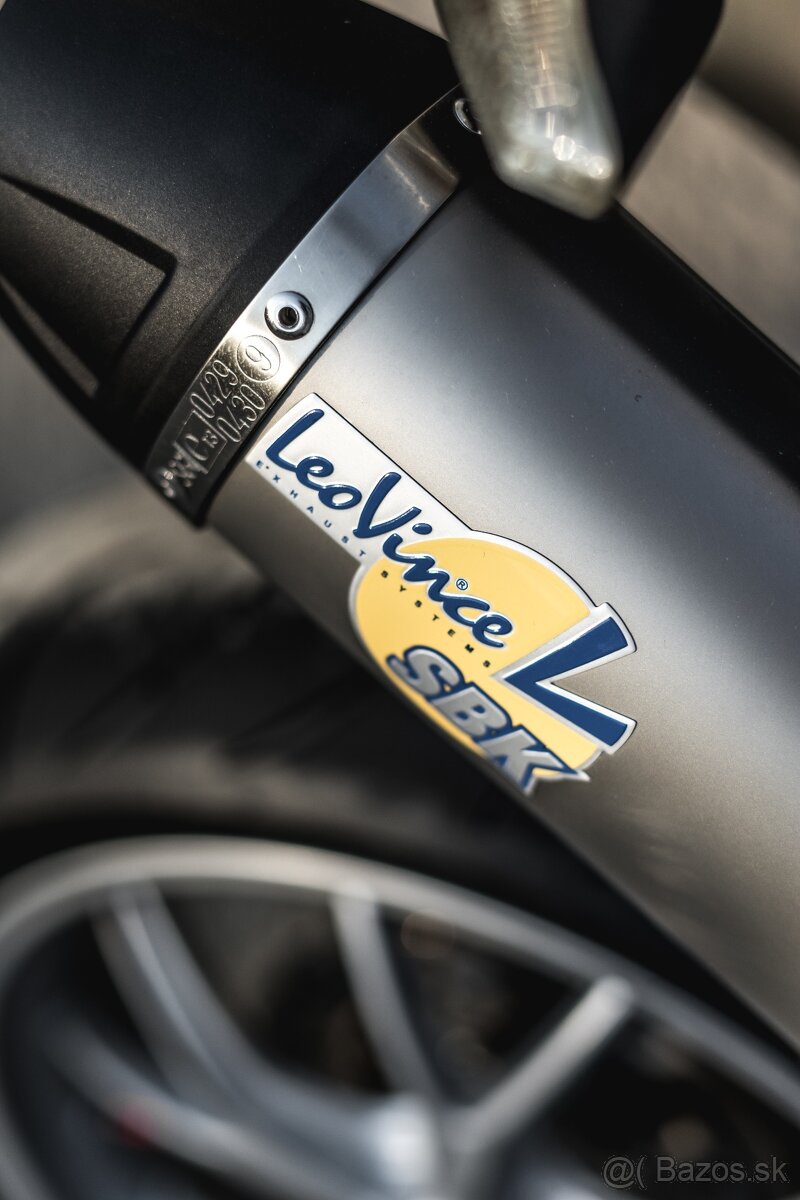 Ducati Monster 1100 - 7