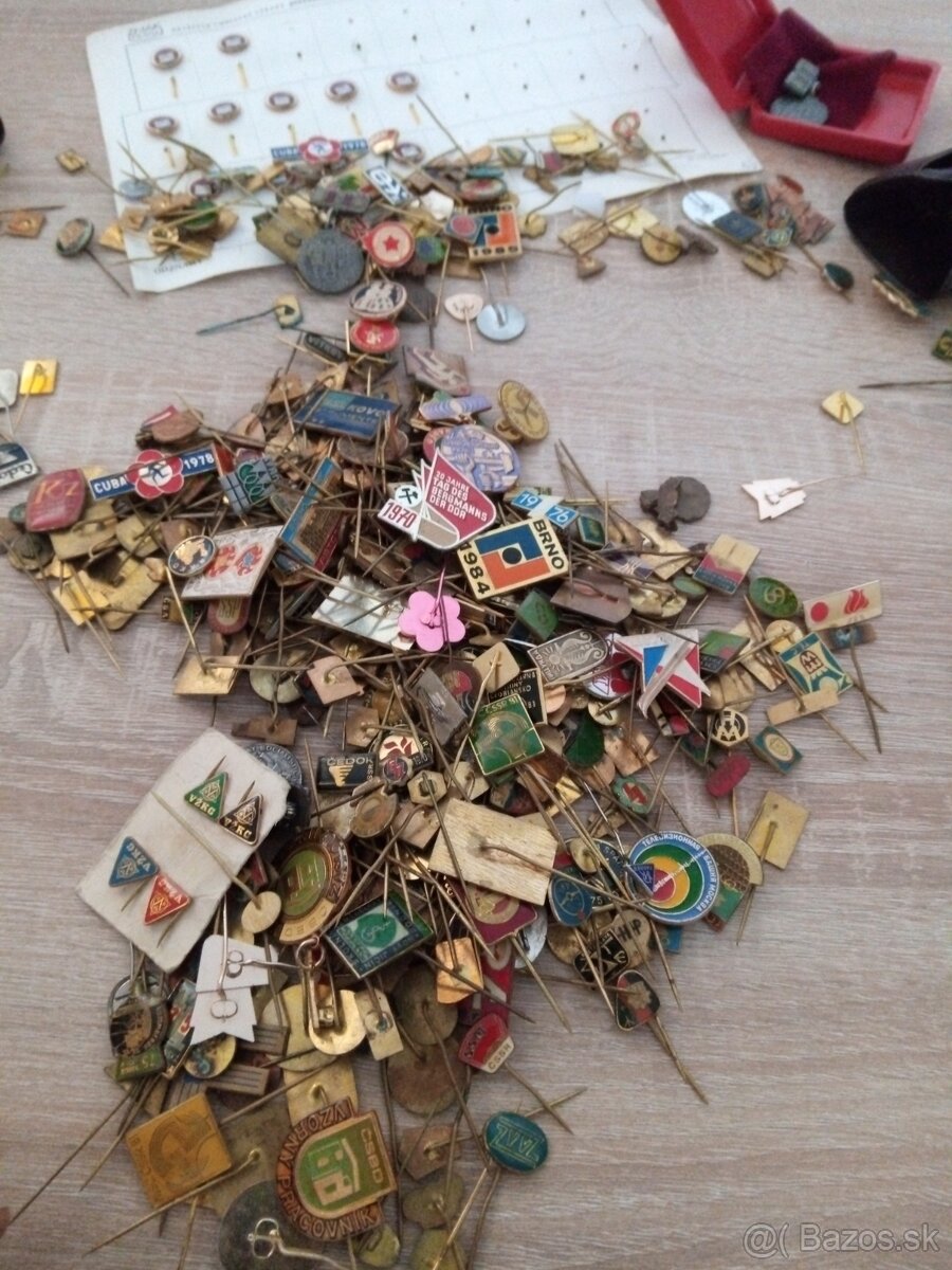 Odznaky veľa mix - 7