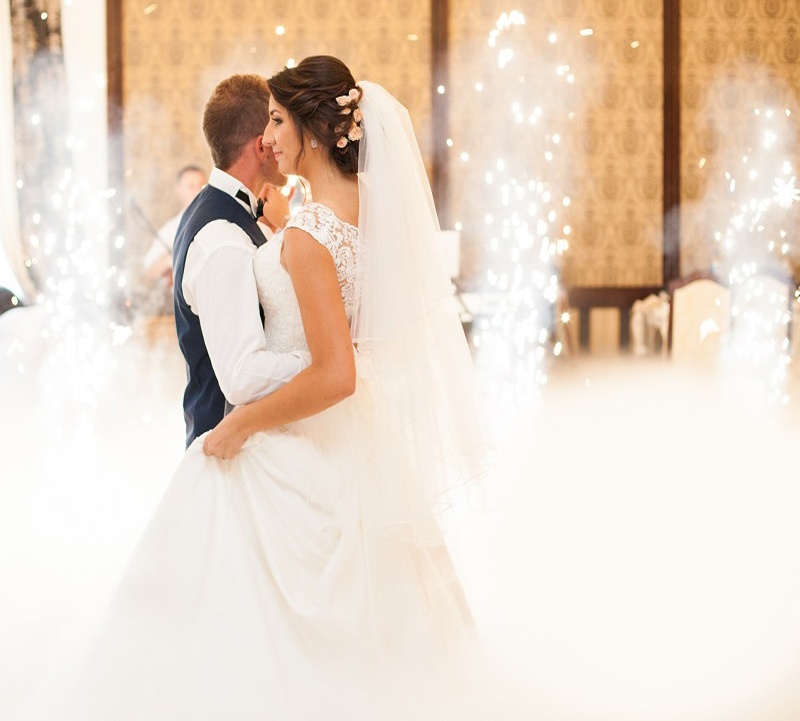 PLAZIVY DYM,TANEC V OBLAKOCH,OHNIVE FONTANY vychod.slovensko - 7