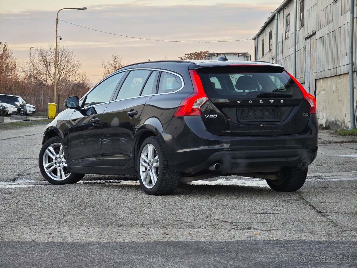 Volvo V60 D5 Summum 2012 - 7