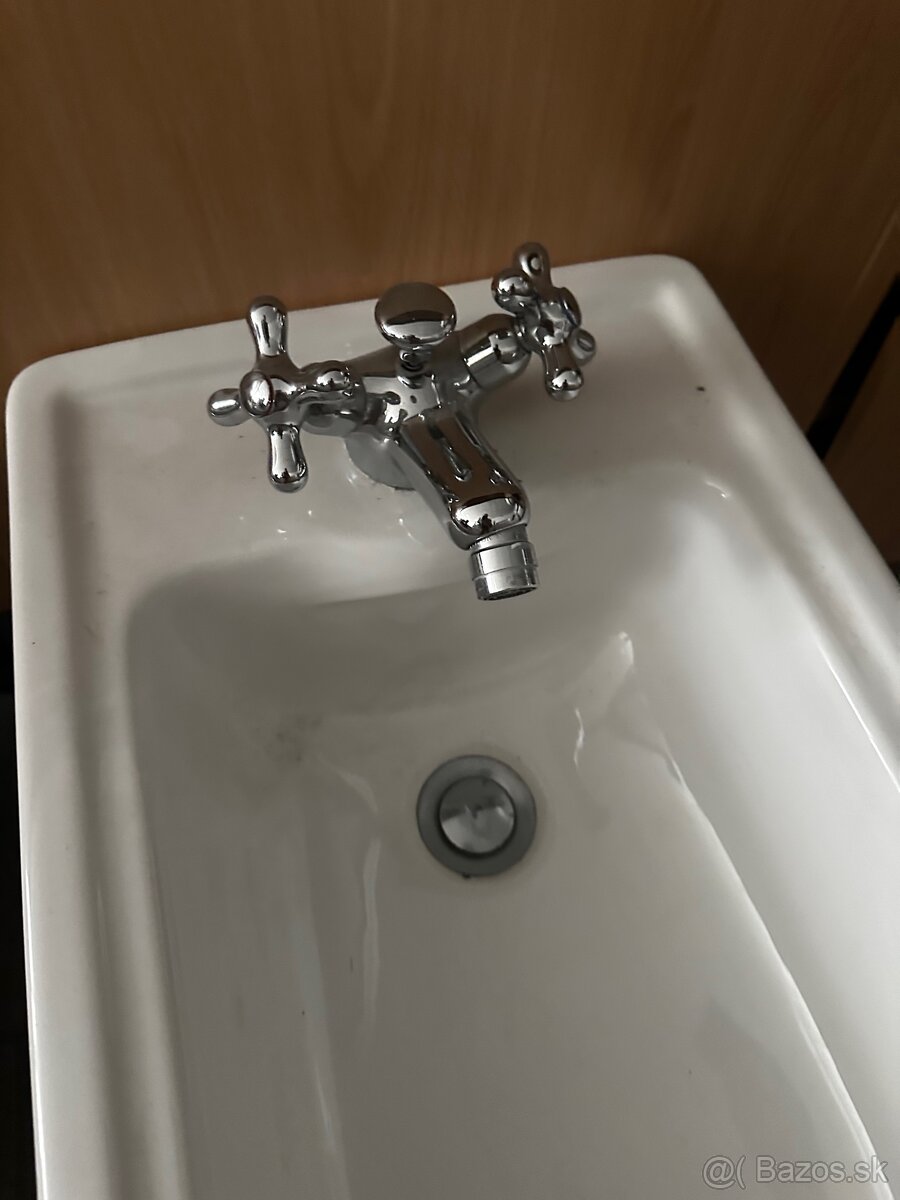 Luxusný set kúpeľňa umývadlo, WC, bidet Sottini - 7