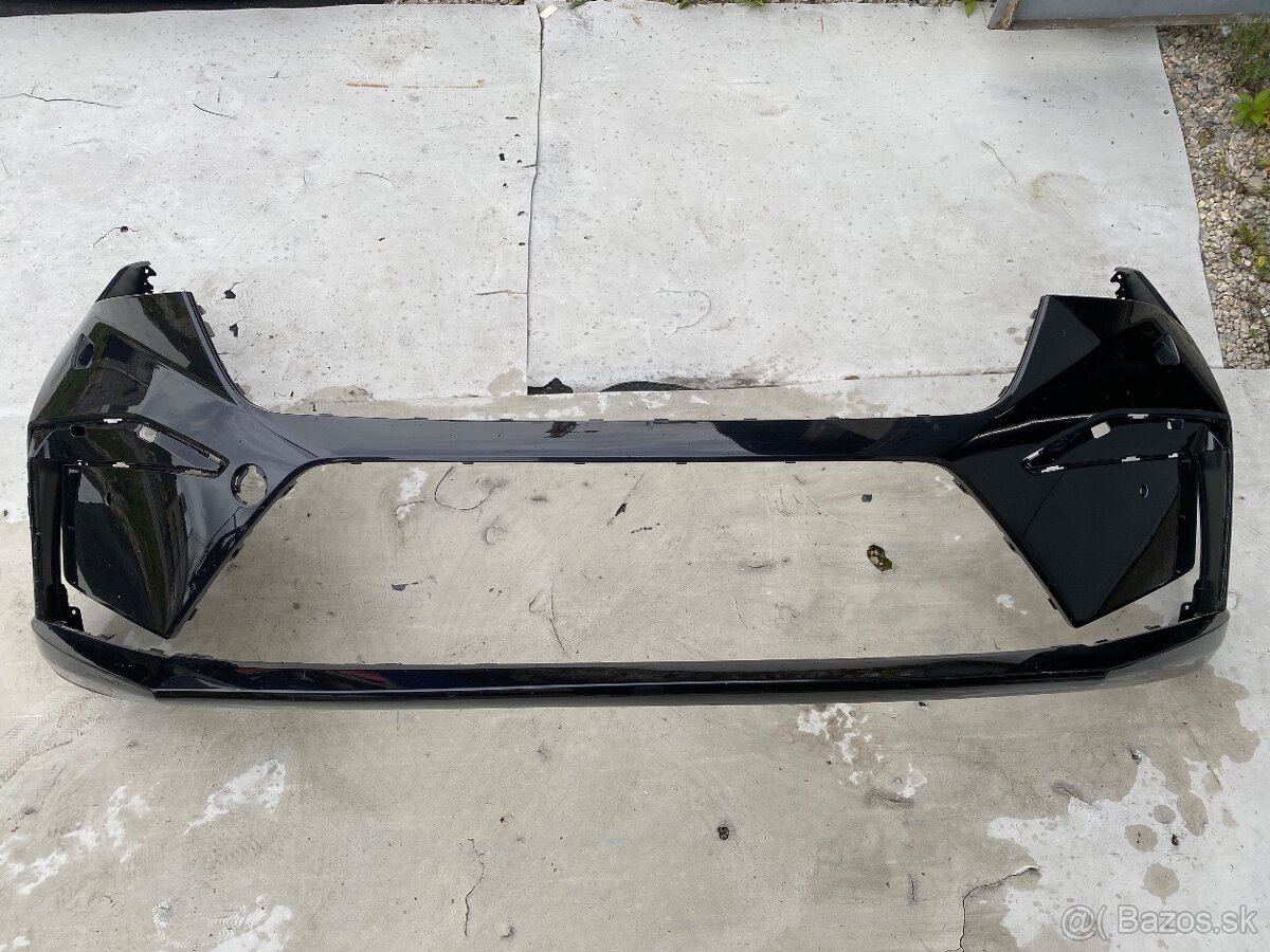 ŠKODA NÁHRADNÉ DIELY KAROSÁRSKE - 7