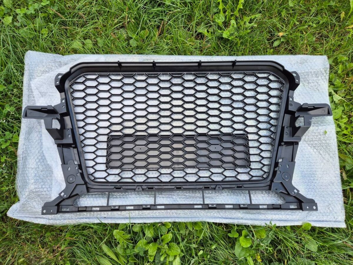 AUDI Q5 8R FACELIFT predná maska / HONEYCOMB - 7