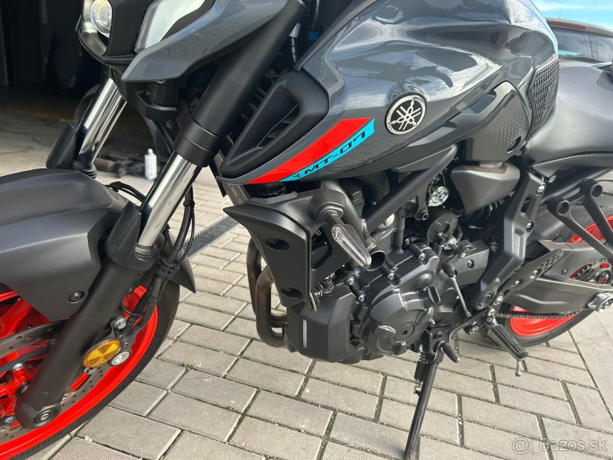 Yamaha MT07 - 7