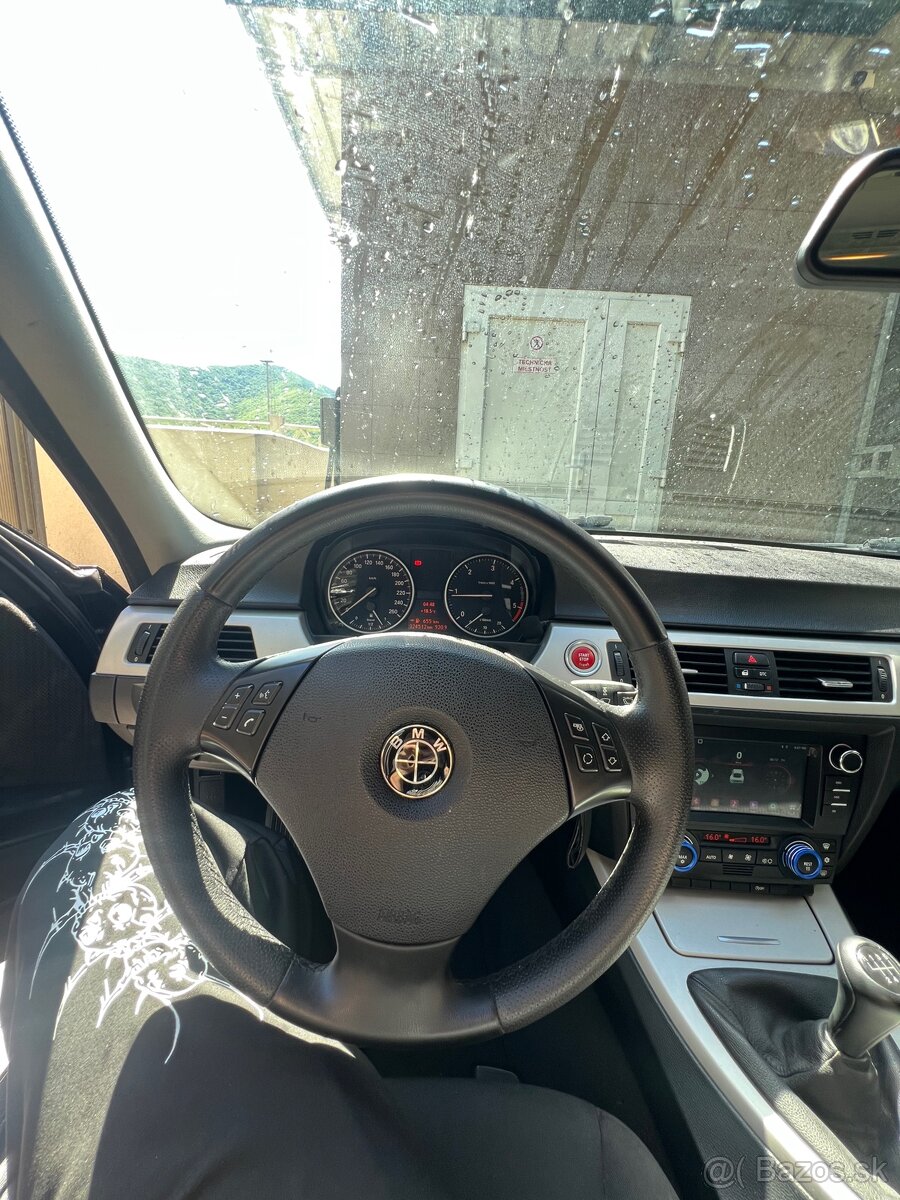 BMW e91 320d facelift - 7