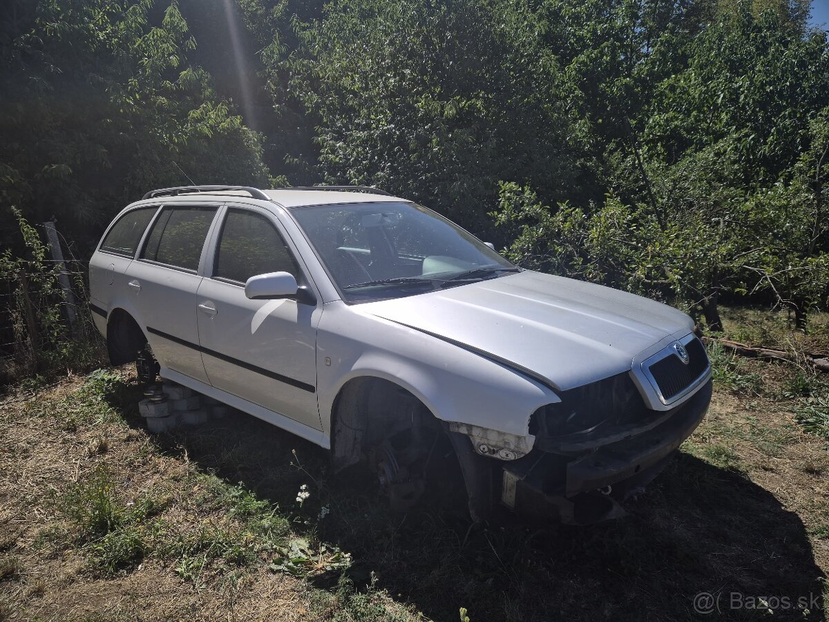 Octavia 1 na diely - 7