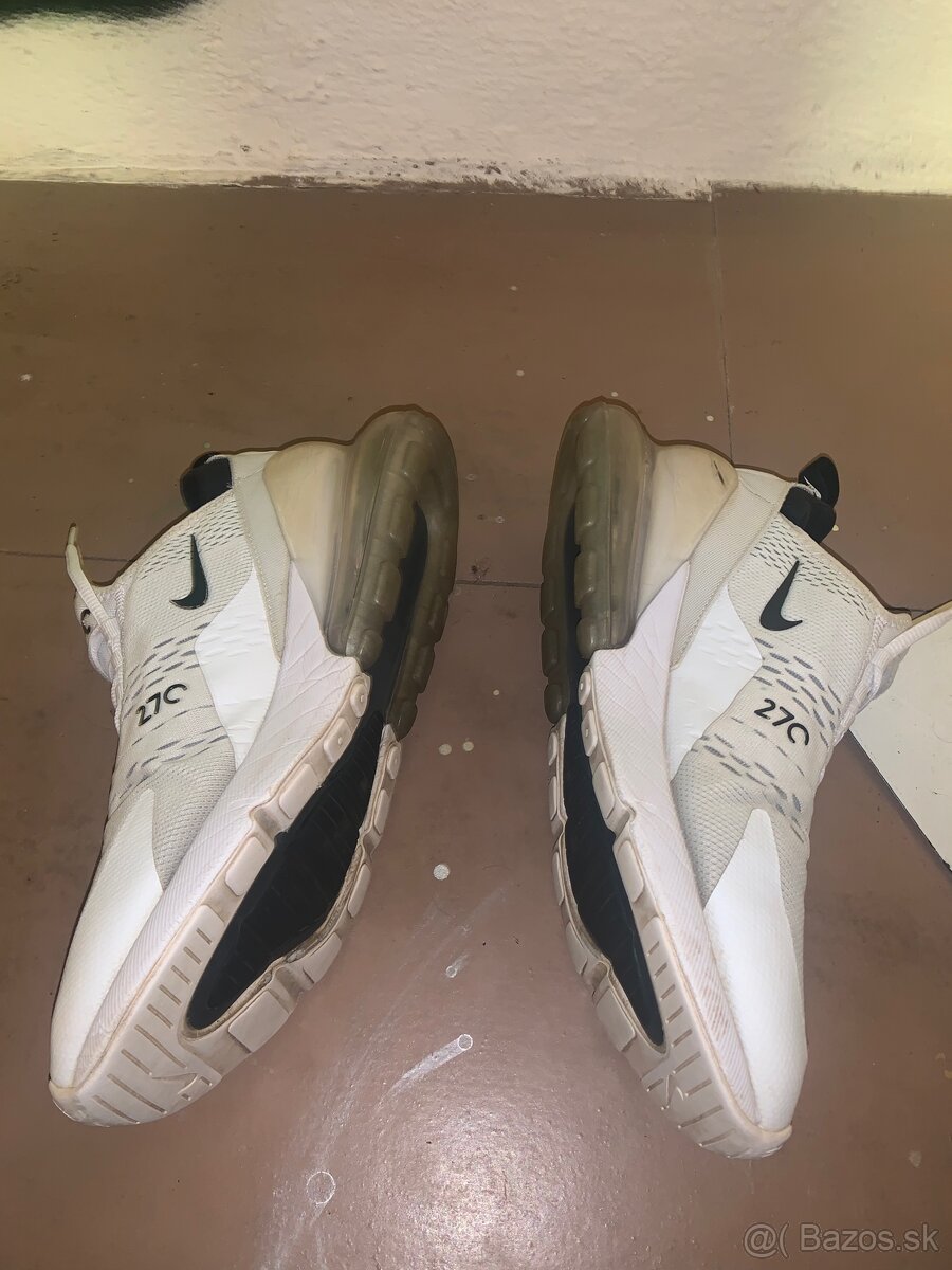 Nike AirMax 270 - 7