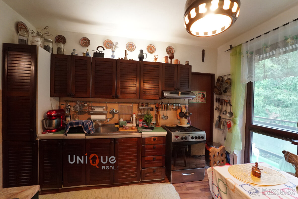 Na predaj 4-izbový byt s garážou – Chrenová, Nitra - Więcej