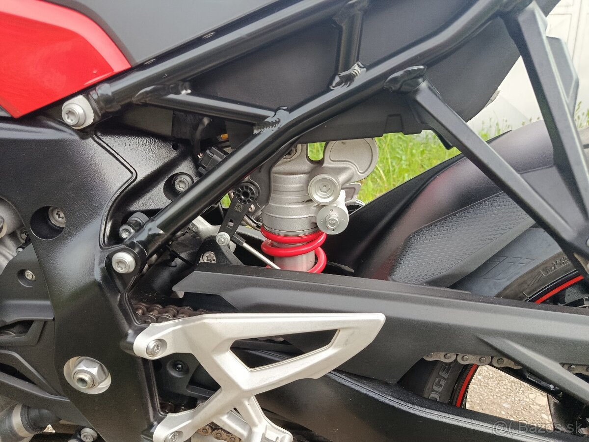 BMW S1000R - 7
