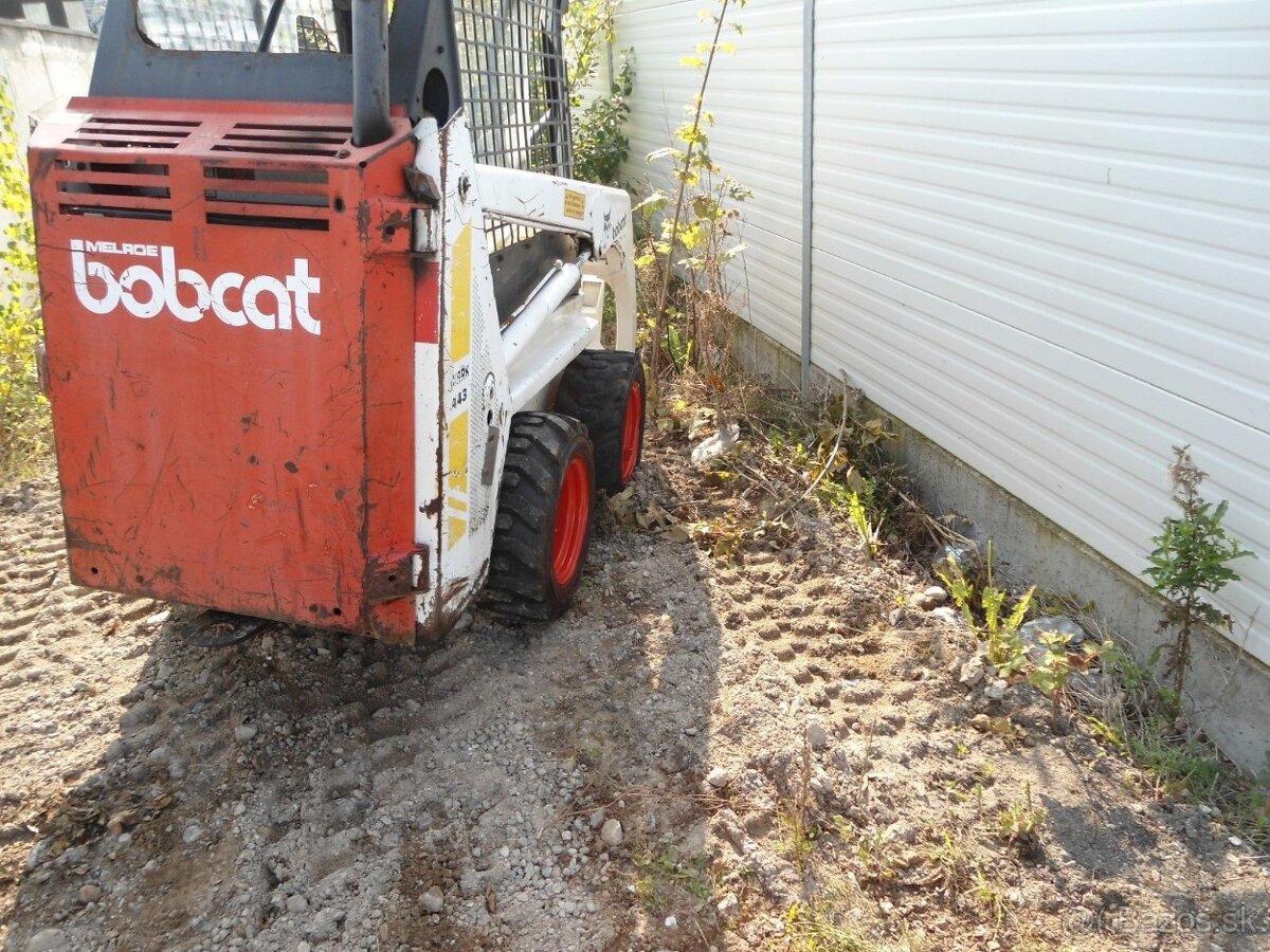 Kolesový nakladač - 7