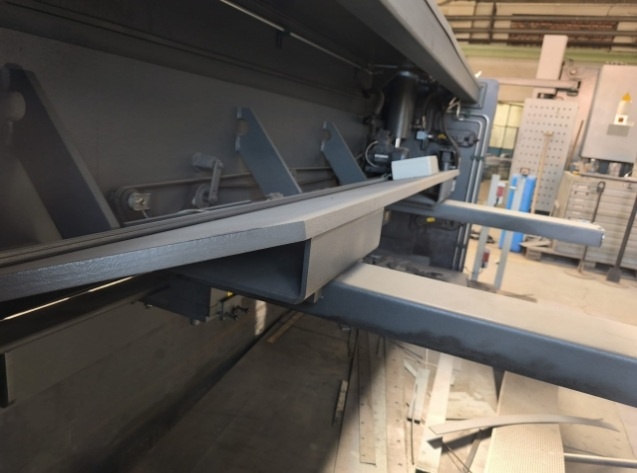 Prodávám Použité CNC tabulové nůžky HACO HSLX 3008, r. v. 20 - 7