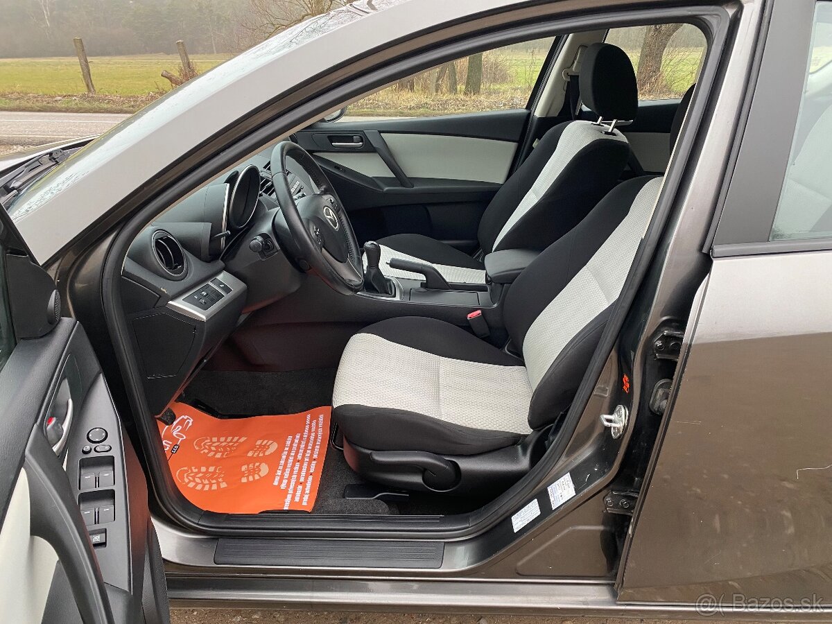 Predám Mazda 3,1,6 diesel 80kw, rv 2010, - 7