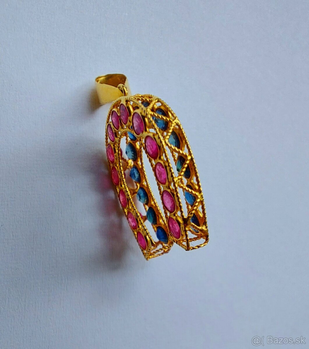 Zlatý prívesok so zafírmi a rubínmi - 7