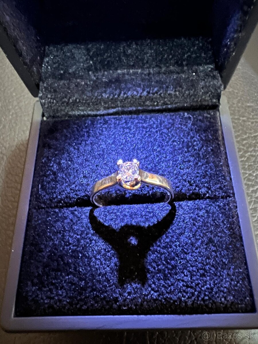 Zlatý dámsky prsteň a prstene - 7