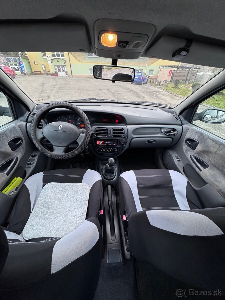 Renault Megane 1.6 16v - 7